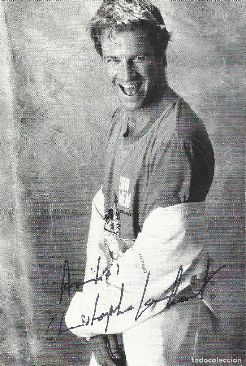 Fotograf&iacute;a antigua: Cristopher Lambert. Actor. Cine, 1997. En papel. Fotograf&iacute;a firma impresa. 15x10 cm.