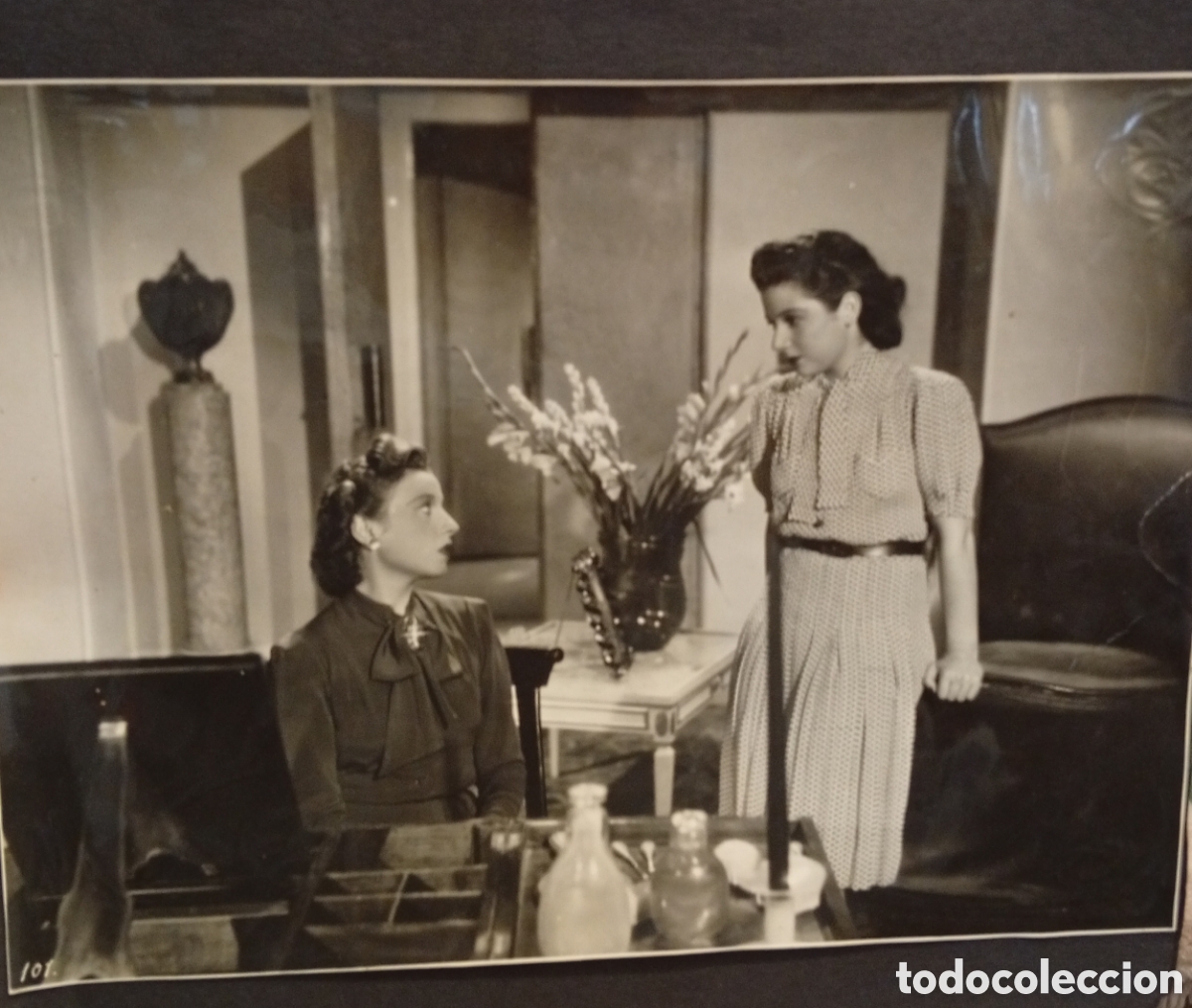 Fotograf&iacute;a antigua: Lote de 2 antiguas fotograf&iacute;as originales de los a&ntilde;os 50 de la famosa actriz Pastora Pe&ntilde;a y otros/as