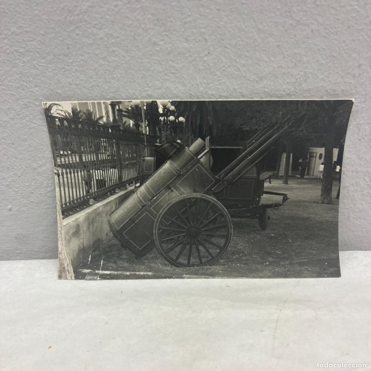 Fotograf&iacute;a antigua: ANTIGUA FOTOGRAFIA - CARRUAJE - &rdquo;ANTICS ESTRIS DE NETEJA&rdquo; - 1985 - 140 X 90 MM / 4622