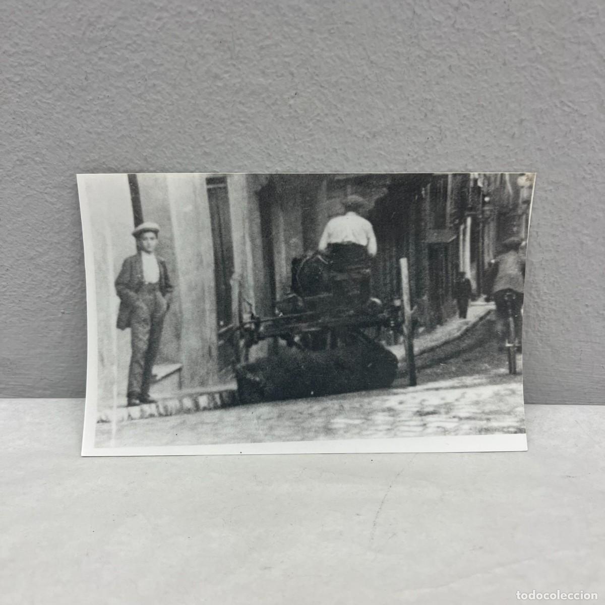 Fotograf&iacute;a antigua: ANTIGUA FOTOGRAFIA - ESCOMBRANT EL C/ S. PERE - TERRASSA - 1906 - 140 X 90 MM / 4646