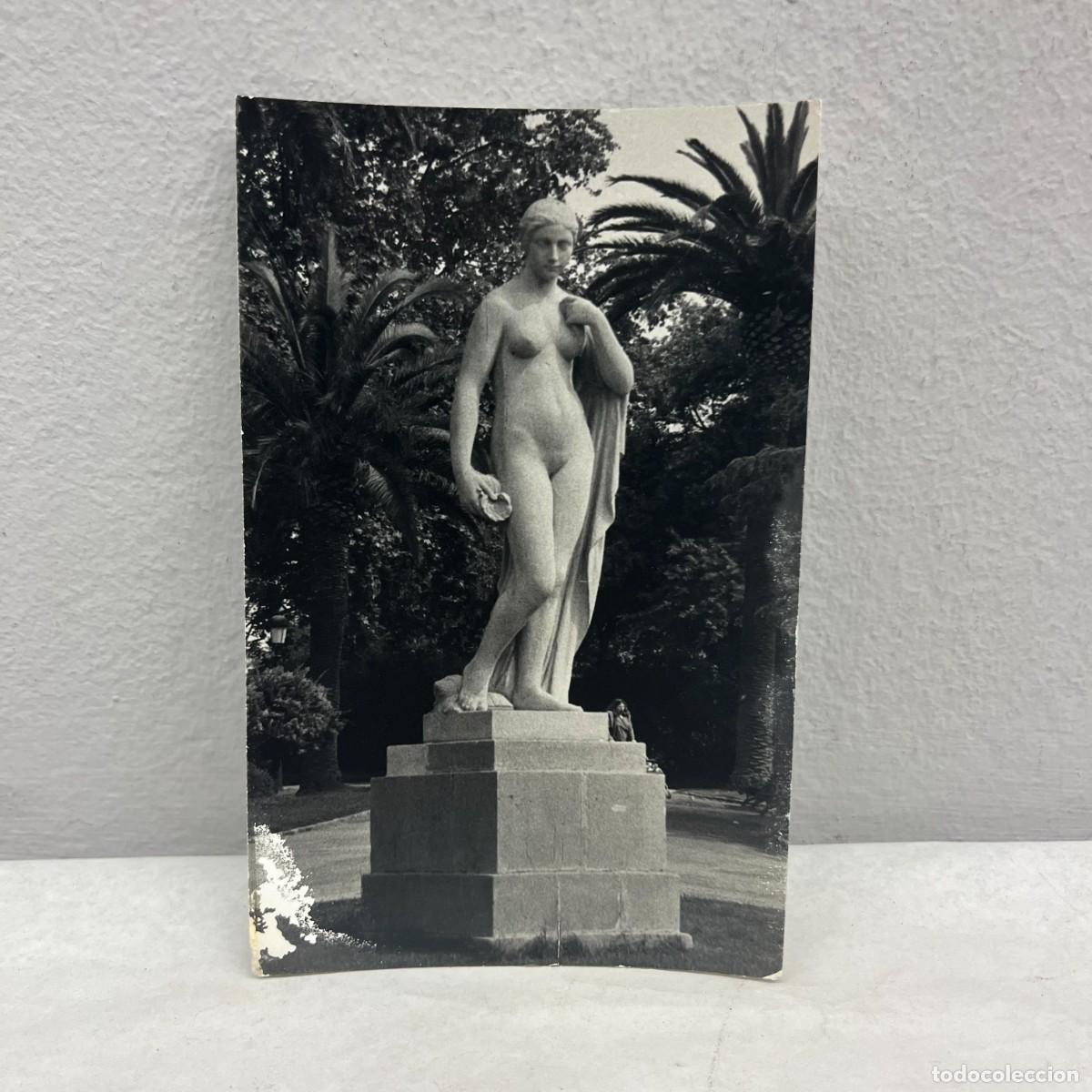 Fotograf&iacute;a antigua: ANTIGUA FOTOGRAFIA - PARC DE LA CIUTADELLA - ESTATUA DIOSA VENUS - 20 MAYO 1989 - 140 X 90 MM / 4688