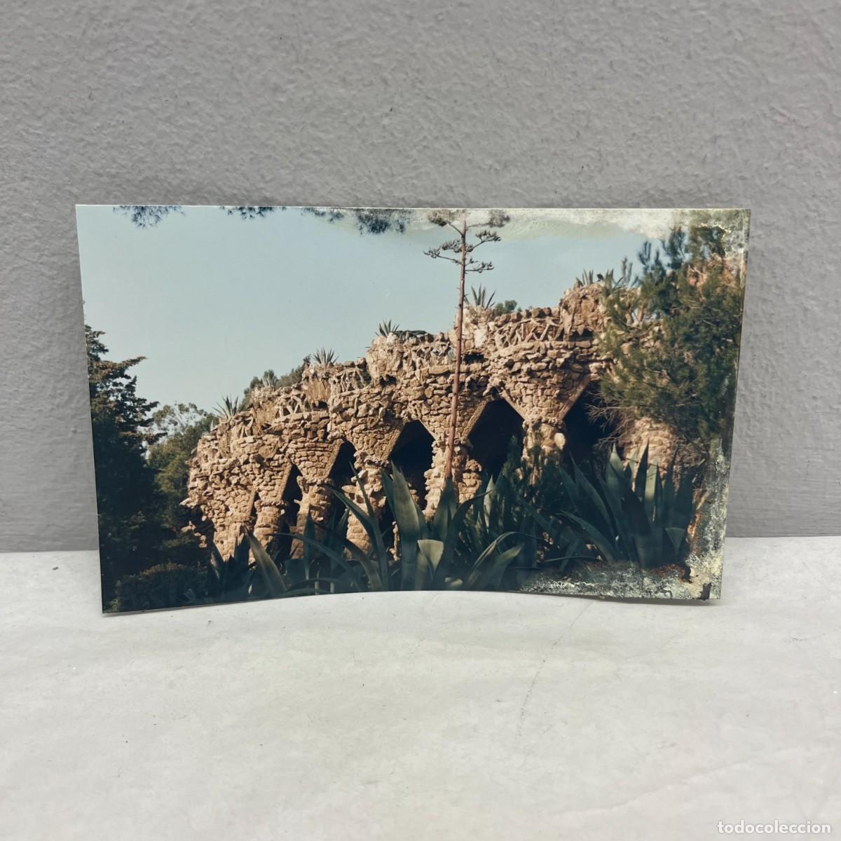 Photographie ancienne: ANTIGUA FOTOGRAFIA - PARK G&Uuml;ELL - BARCELONA - 11 ENERO 1992 - 140 X 90 MM / 4695