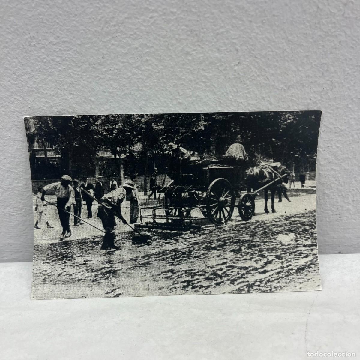 Fotografia antiga: ANTIGUA FOTOGRAFIA - ASFALTANT CARRERS - PAVIMENTO - 1912 - BARCELONA - 140 X 90 MM / 4930