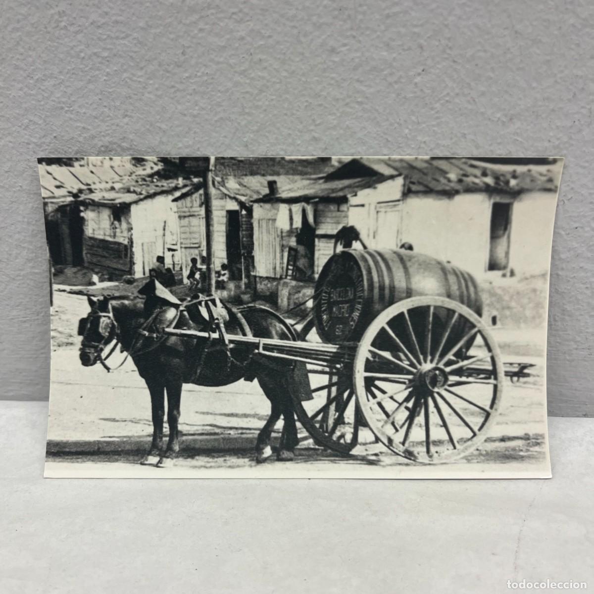 Fotograf&iacute;a antigua: ANTIGUA FOTOGRAFIA - BOTA DE REGAR - HERRAMIENTAS LIMPIEZA PUBLICA - 1928 - 140 X 90 MM / 4942