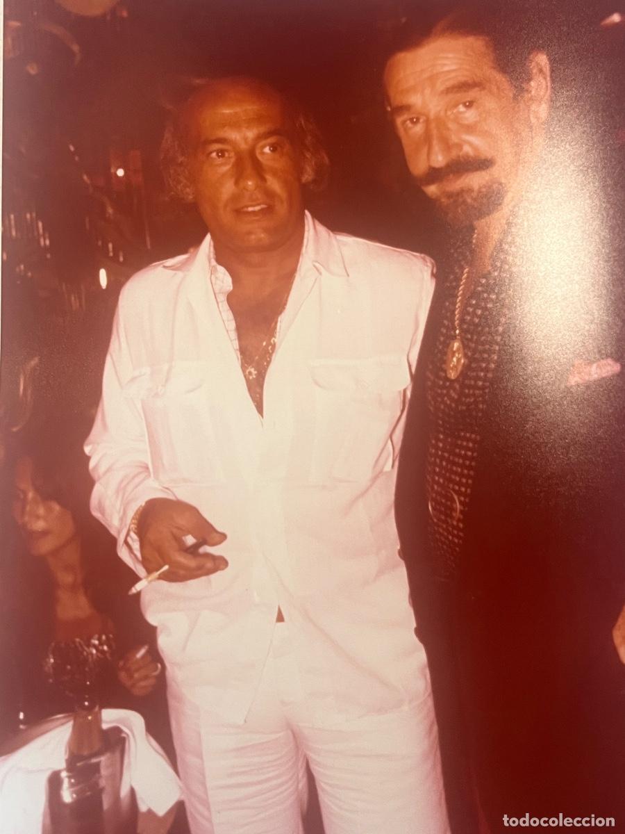 Fotograf&iacute;a antigua: FOTOGRAF&Iacute;A ORIGINAL DE ENRIC SABATER SECRETARIO DE DALI Y JAIME DE MORA Y ARAG&Oacute;N. 1980&rsquo;S