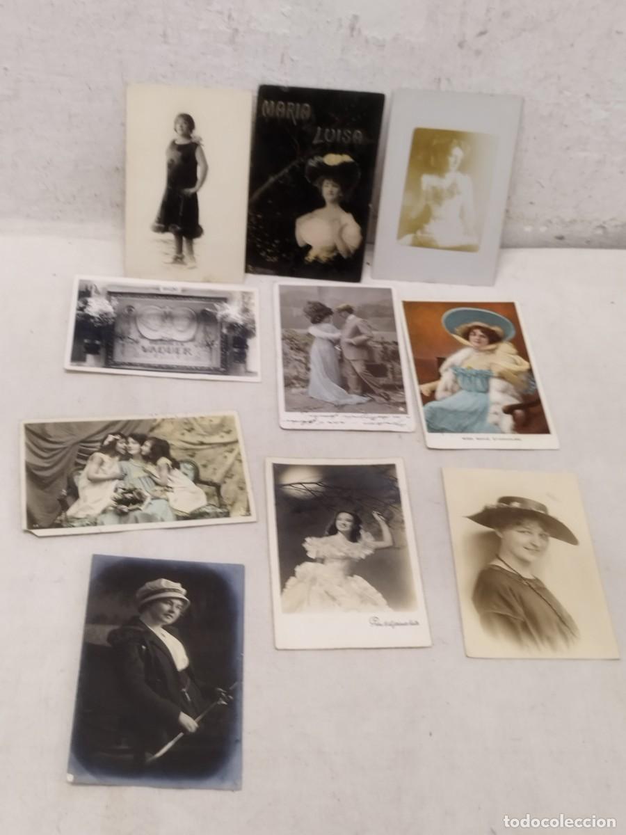 Fotograf&iacute;a antigua: Colecci&oacute;n de 10 antiguas fotos, postales. De chicas, mujeres. De principios siglo XX.