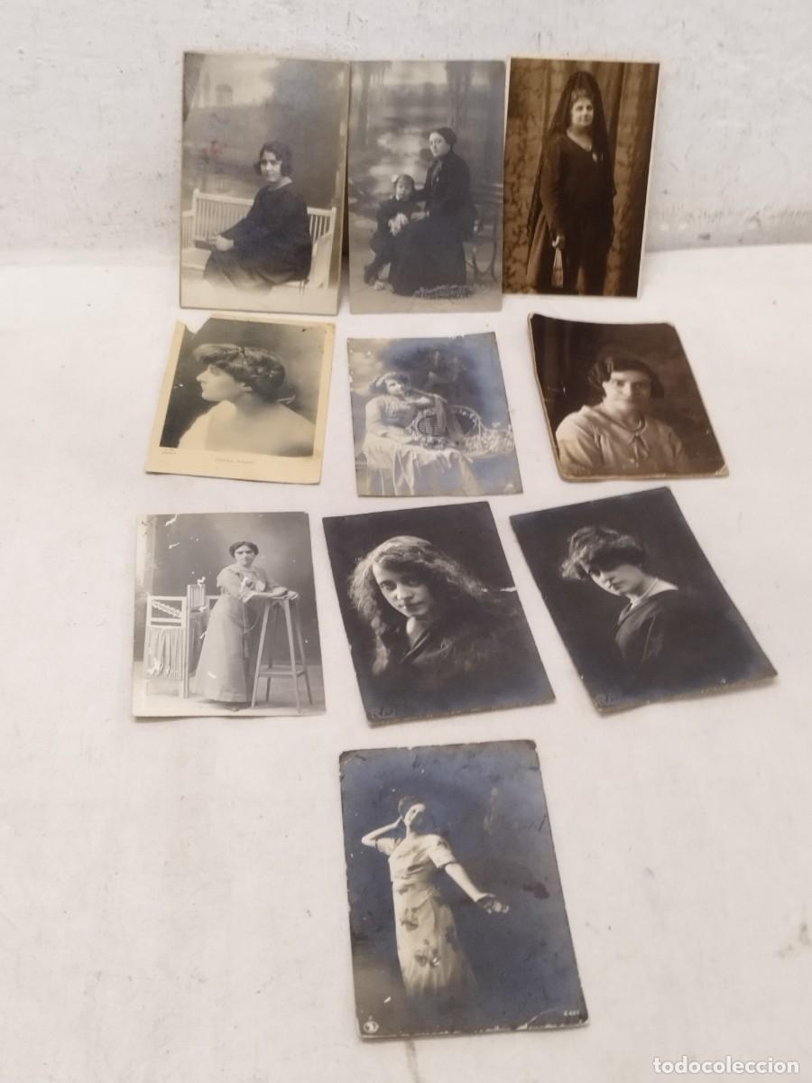 Fotograf&iacute;a antigua: Colecci&oacute;n de 10 antiguas fotos, postales. De chicas, mujeres. De principios siglo XX.