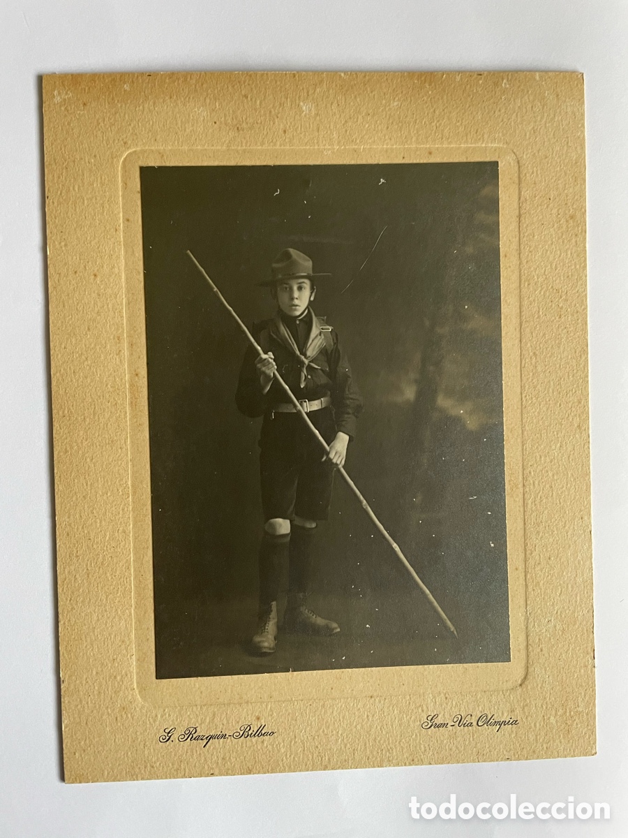 Fotograf&iacute;a antigua: Antigua foto boy scout