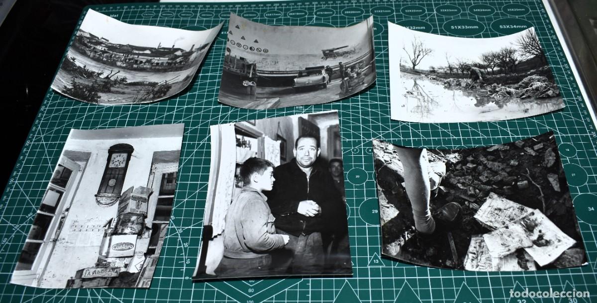 Fotograf&iacute;a antigua: 6 fotos de unas inundaciones ocurridas en Puente Genil. Miden 18 x 13 cm.