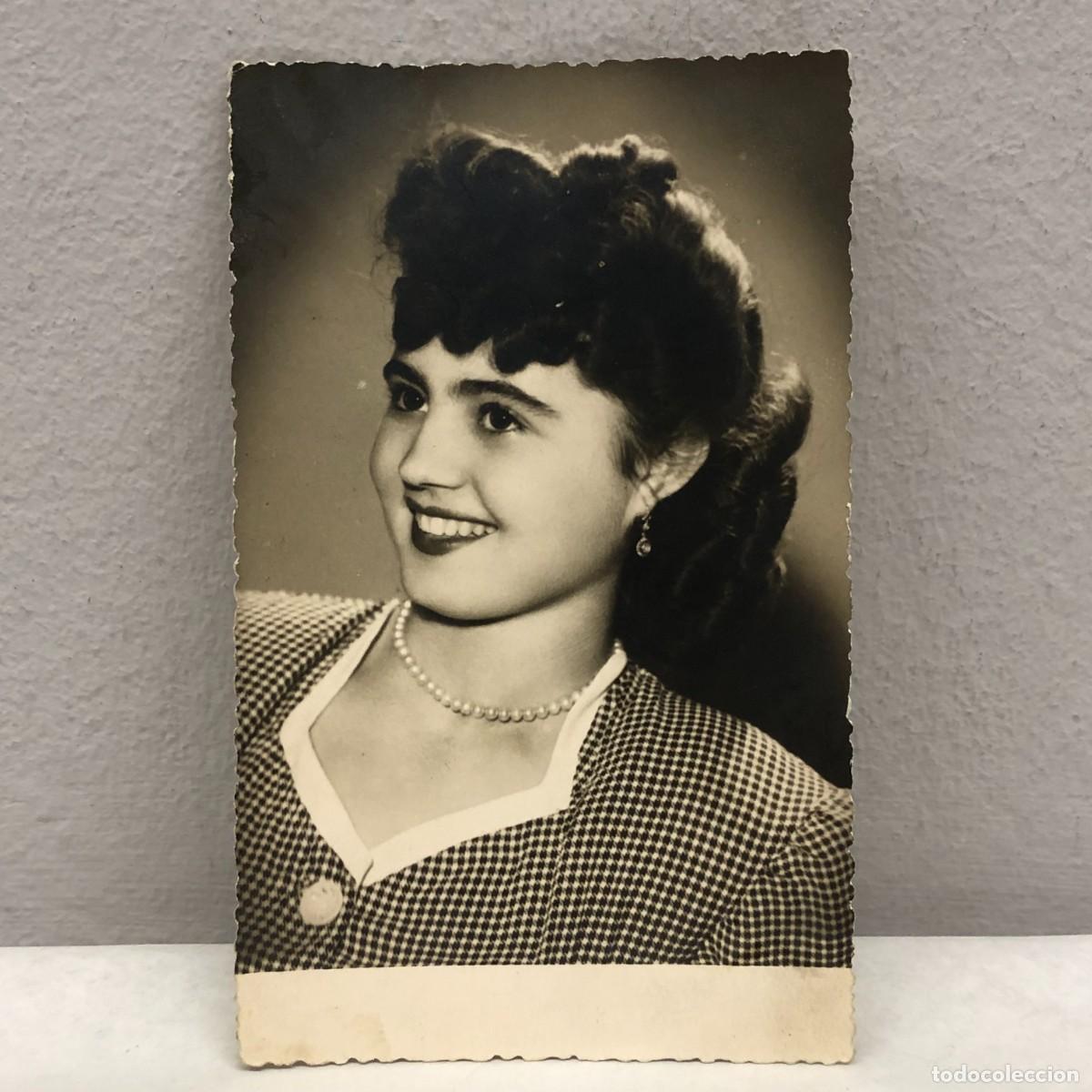 Fotograf&iacute;a antigua: ANTIGUA FOTOGRAFIA - RETRATO MUJER - FOTOGRAFIA DE ESTUDIO - 1949 - 140 X 90 MM / 334