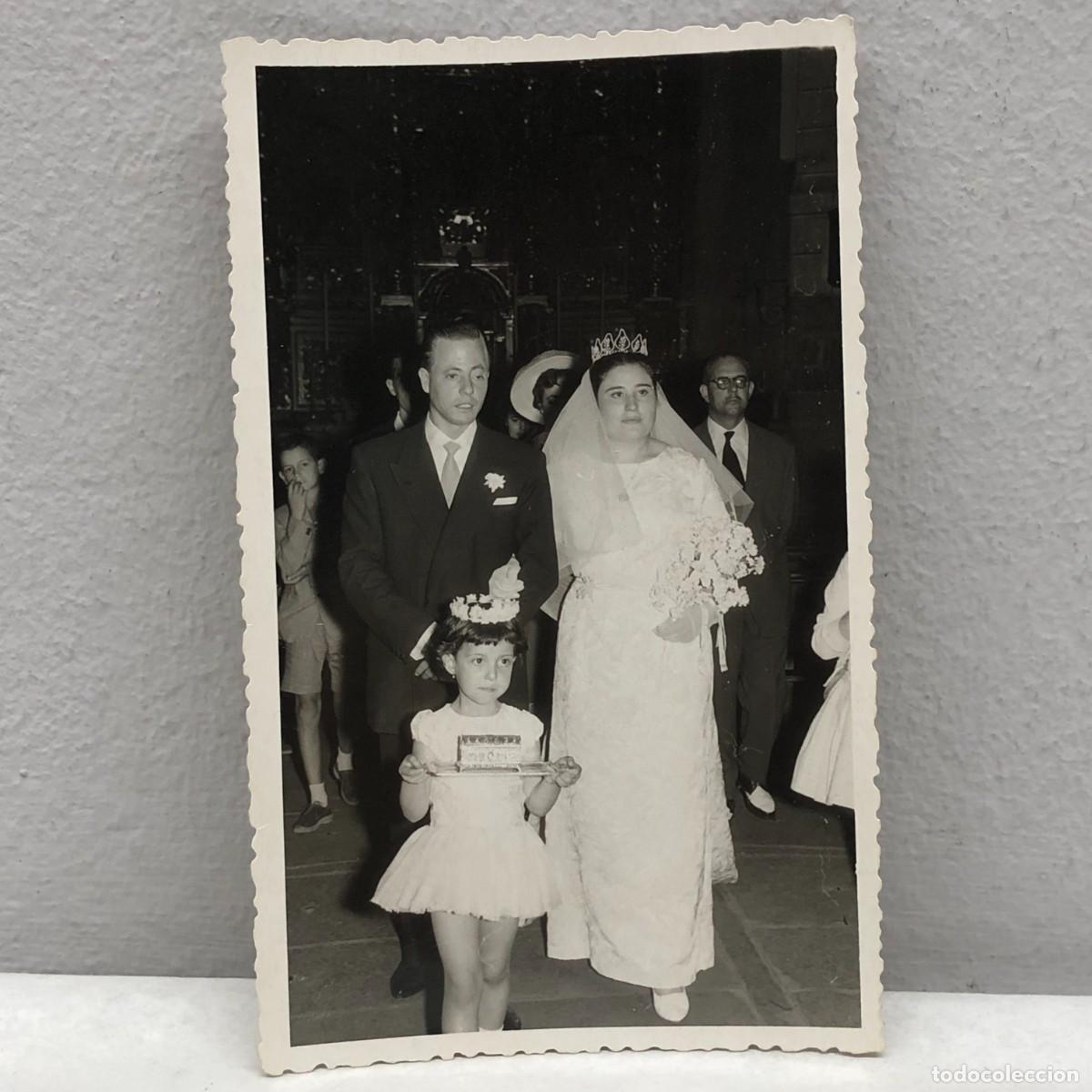 Fotograf&iacute;a antigua: ANTIGUA FOTOGRAFIA - RETRATO DE NOVIA EN BODA - MATRIMONIO - IGLESIA - A&Ntilde;OS 40 - 135 X 80 MM / 338