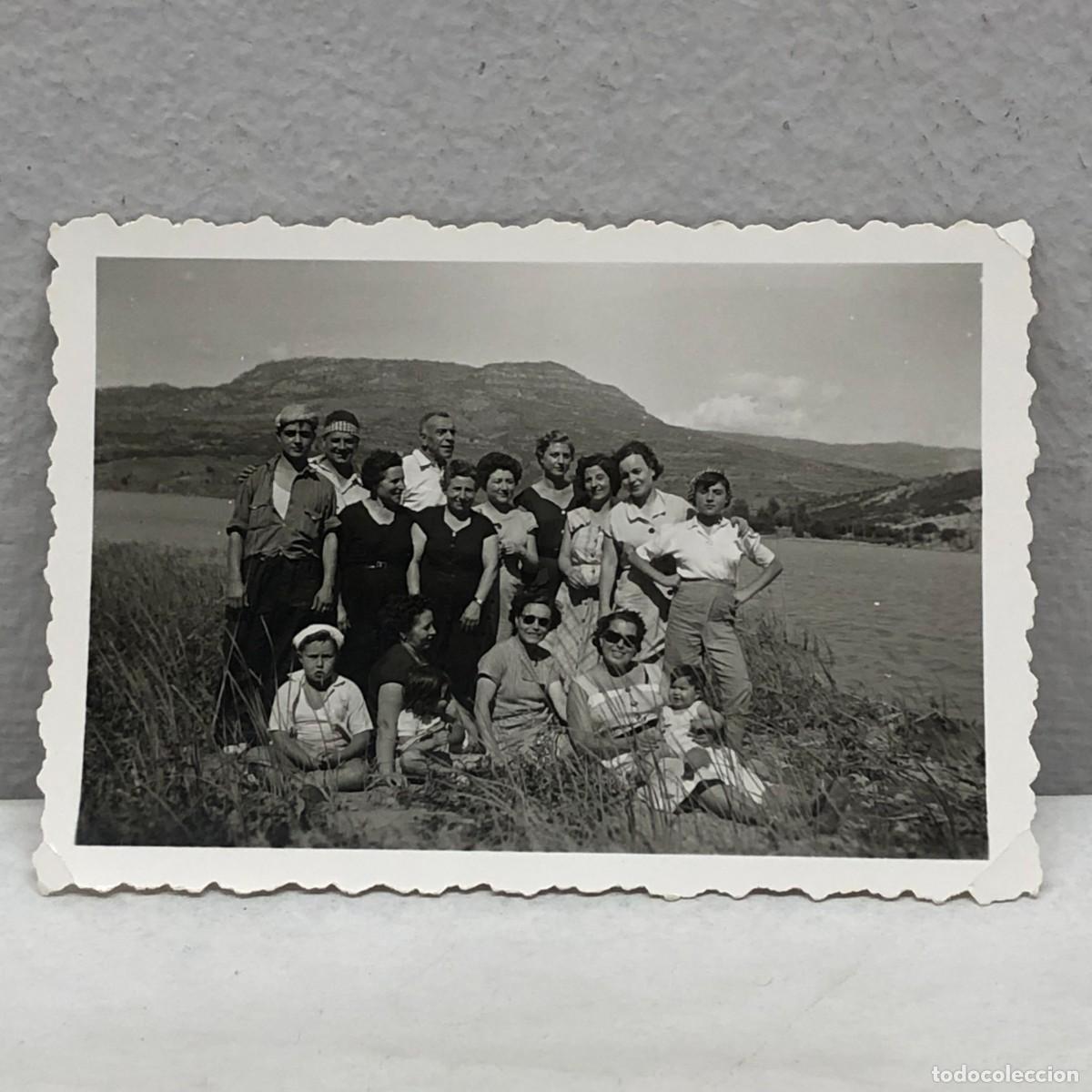 Fotograf&iacute;a antigua: ANTIGUA FOTOGRAFIA - RETRATO FAMILIAR EN EL CAMPO - ESTRELLA DE ORO, L&Eacute;RIDA - 90 X 60 MM / 351