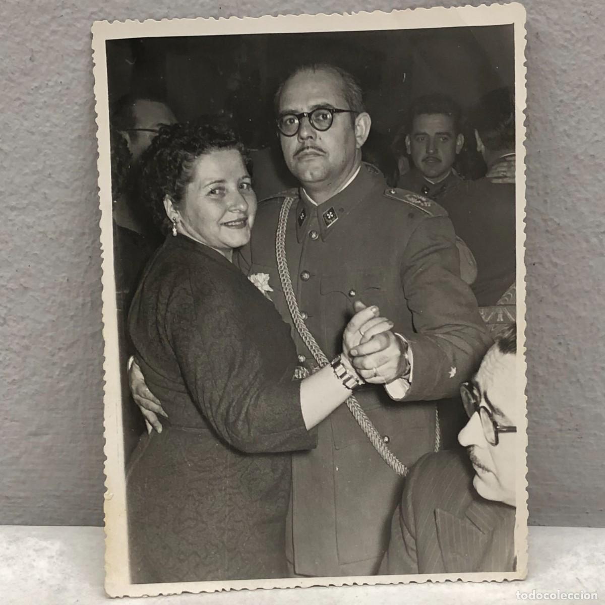 Fotograf&iacute;a antigua: ANTIGUA FOTOGRAFIA - RETRATO PAREJA BAILANDO - FOTOS HNOS. CIMADEVILLA, LERIDA - 120 X 90 MM / 359