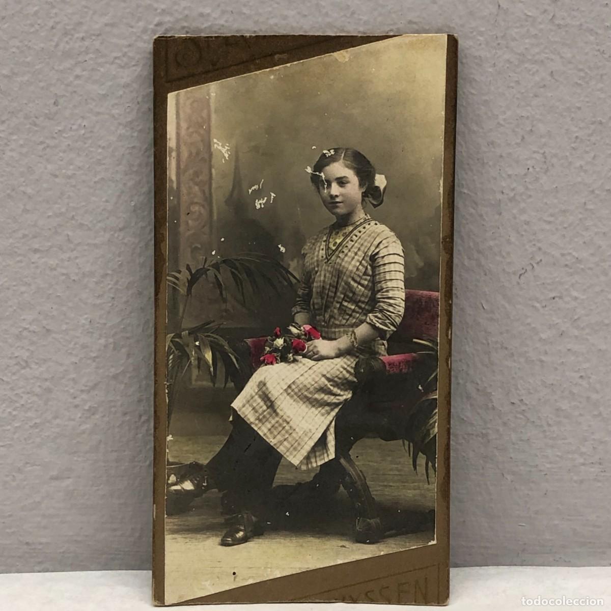 Fotograf&iacute;a antigua: ANTIGUA FOTOGRAFIA - RETRATO CHICA - CARTE DE VISITE - A&Ntilde;OS 30 - COLOR - 120 X 65 MM / 379