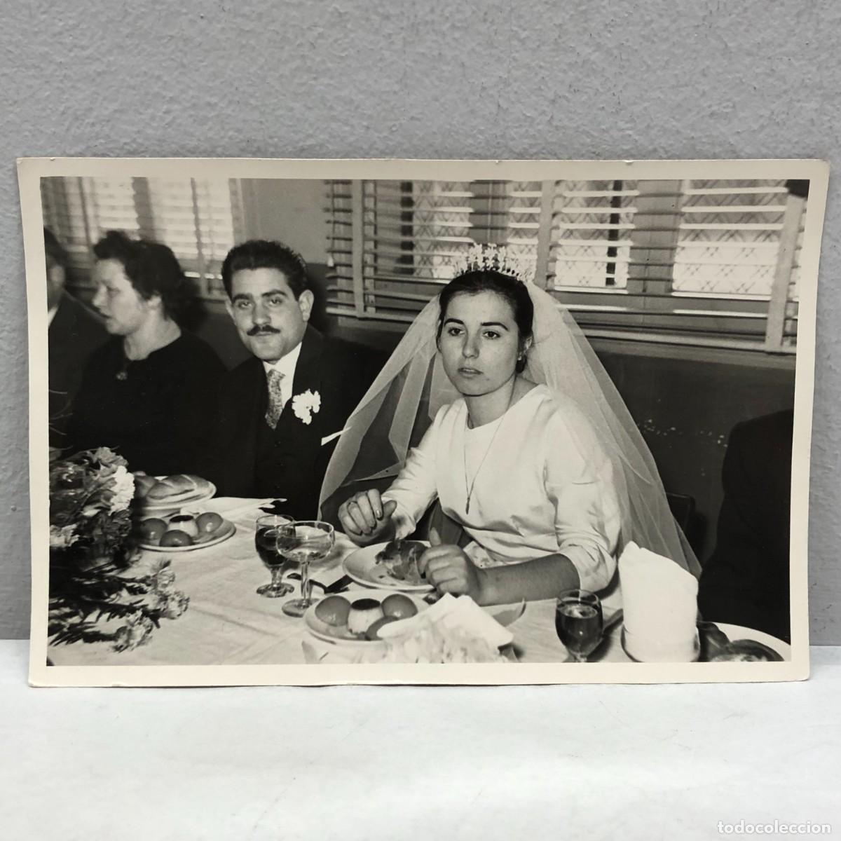 Fotograf&iacute;a antigua: ANTIGUA FOTOGRAFIA - RETRATO NOVIA EN SU BODA - RESTAURANTE -J. VARGU&Eacute;S, LERIDA - 175 X 115 MM / 398