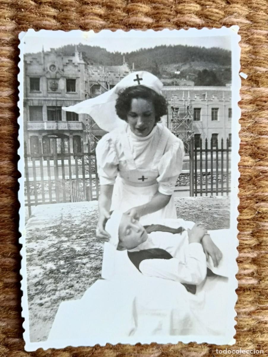Fotograf&iacute;a antigua: TRUBIA - OVIEDO - ENFERMERA 1942