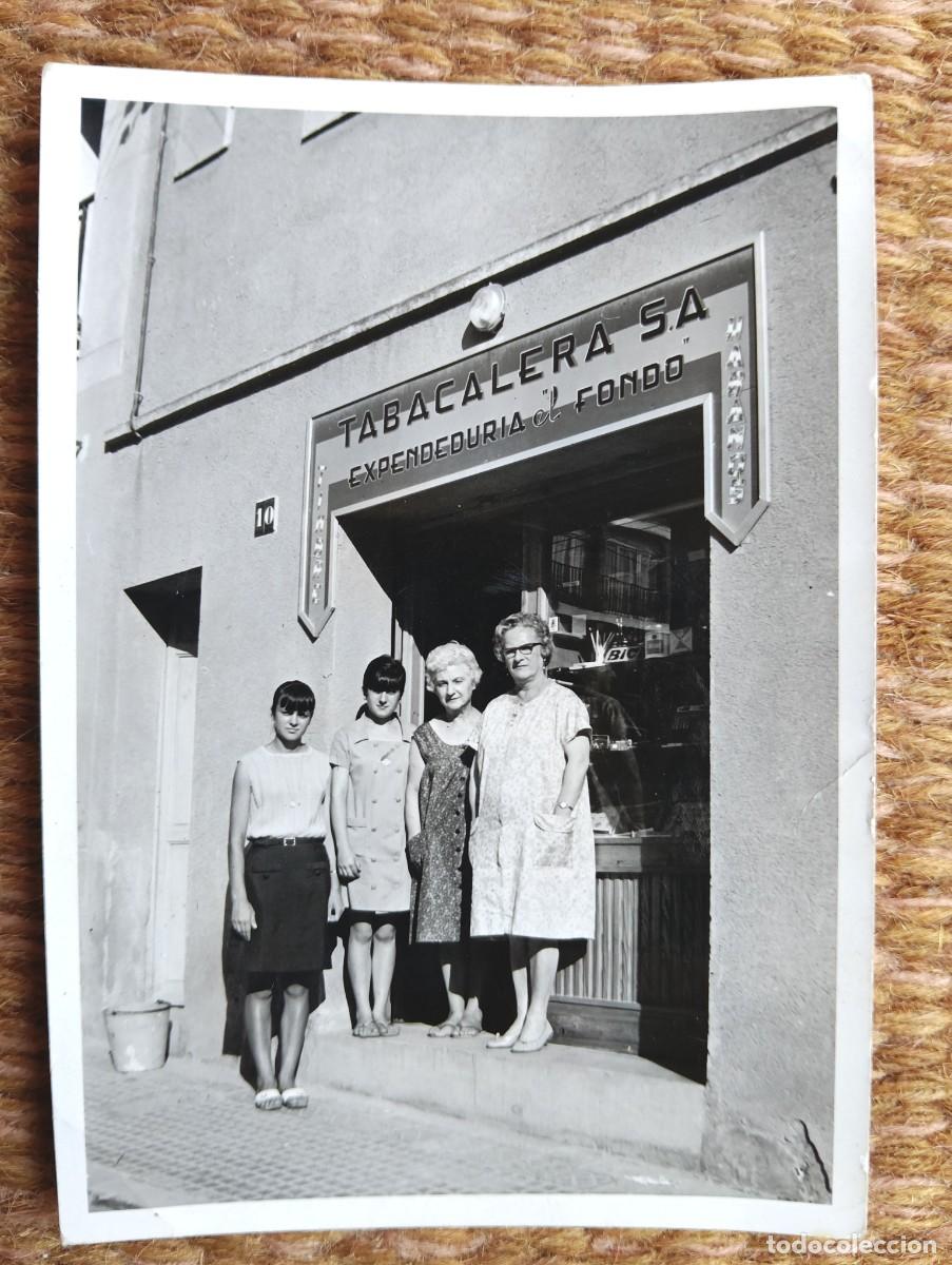 Fotograf&iacute;a antigua: ESTANCO - TABACALERA EN LA COLONIA 1968