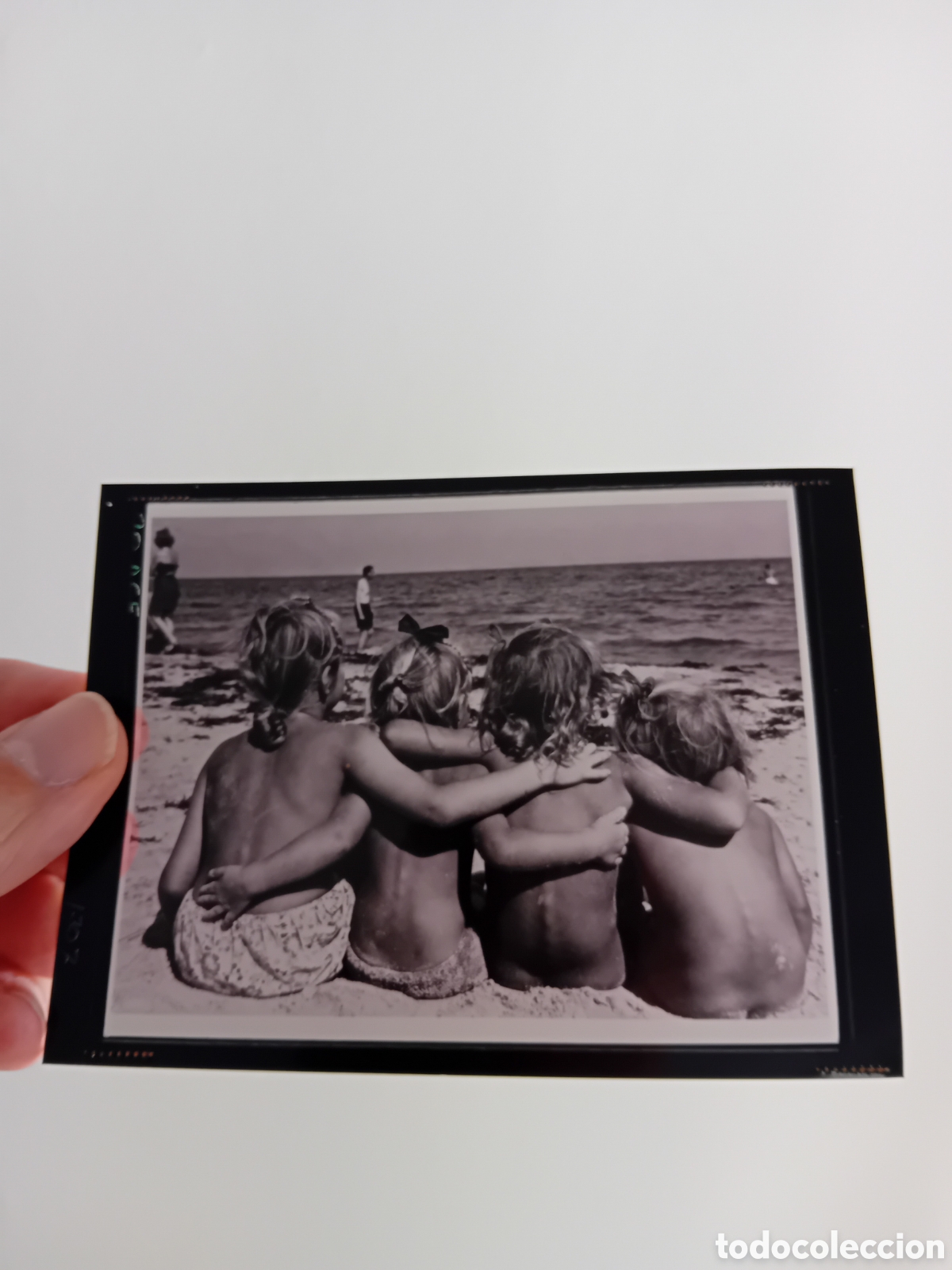 Fotograf&iacute;a antigua: DIAPO PLACA MEDIO FORMATO NI&Ntilde;OS PLAYA. QUIZAS REPRODUCCION FOTO ANTIGUA. A&Ntilde;OS 90
