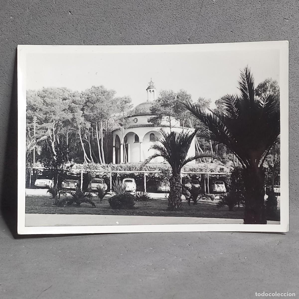 Fotograf&iacute;a antigua: Antigua fotograf&iacute;a de la capilla ortodoxa de Sant Jordi de Treumal, Calonge (Girona). A&ntilde;os 60