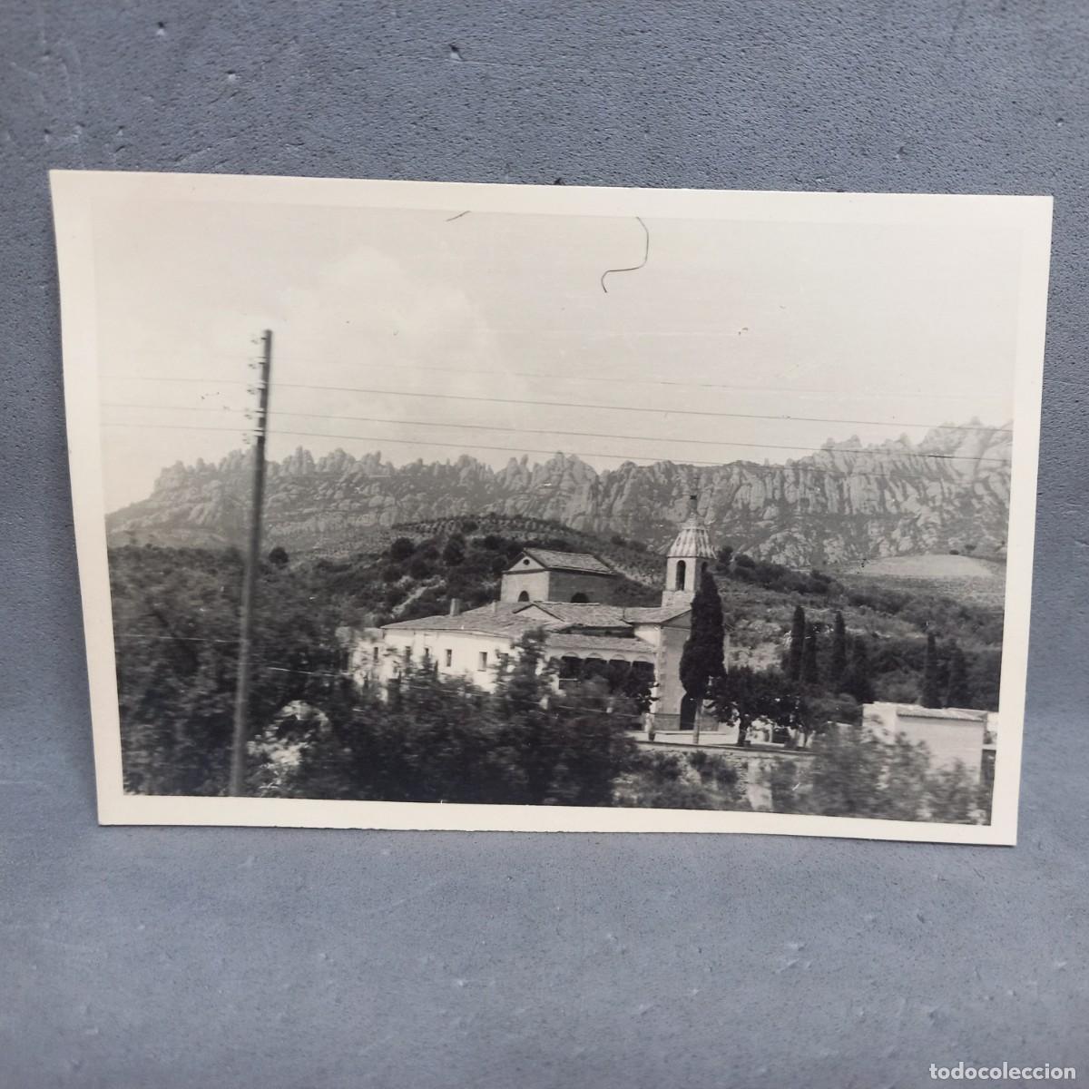 Fotograf&iacute;a antigua: Antigua fotograf&iacute;a de la Iglesia de Santa Maria, El Bruc (Barcelona). A&ntilde;os 60