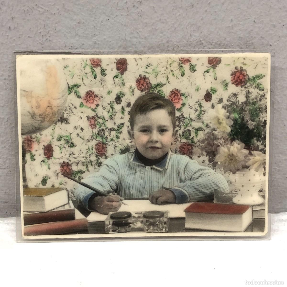 Fotograf&iacute;a antigua: ANTIGUA FOTOGRAFIA COLOREADA - NI&Ntilde;O EN LA ESCUELA - TINTERO - A&Ntilde;OS 40 - 120 X 90 MM / 1334