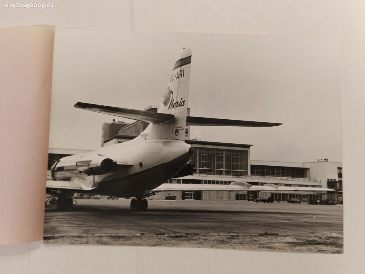 Fotograf&iacute;a antigua: LINEAS AEREAS IBERIA - AVION CARAVELLE EN AEROPUERTO DE BARAJAS - FOTOGRAFIA ANTIGUA -(V-28.205-3)