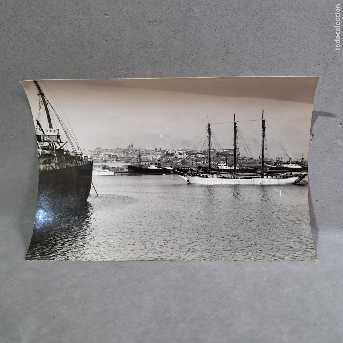 Fotograf&iacute;a antigua: Antigua fotograf&iacute;a de Hermenegild Vallv&eacute;. Puerto de Tarragona, vista desde el Serrallo. A&ntilde;os 20-30