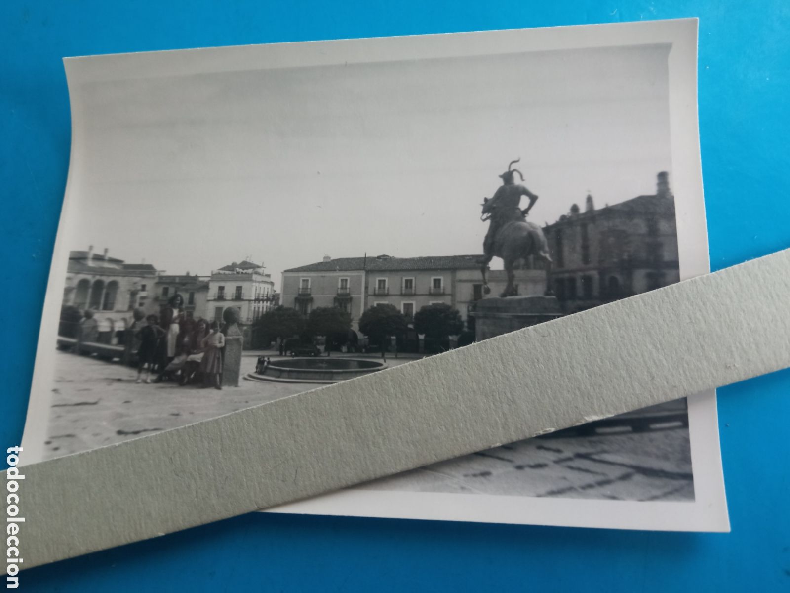 Fotograf&iacute;a antigua: Antigua fotograf&iacute;a, Trujillo 1952, mide 99x71 mm