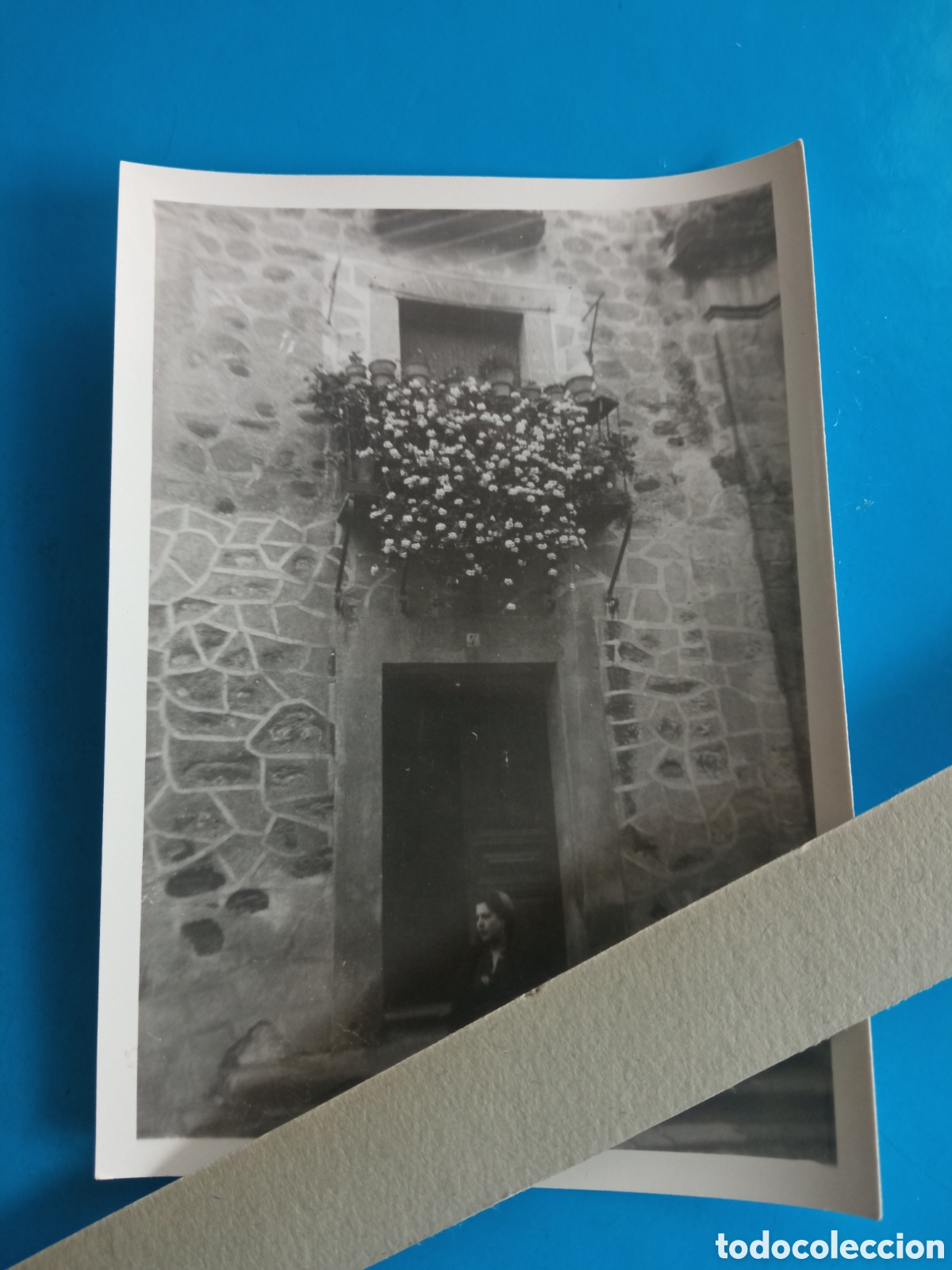 Fotograf&iacute;a antigua: Antigua fotograf&iacute;a, Guadalupe (C&aacute;ceres) 1952, mide 99x71 mm