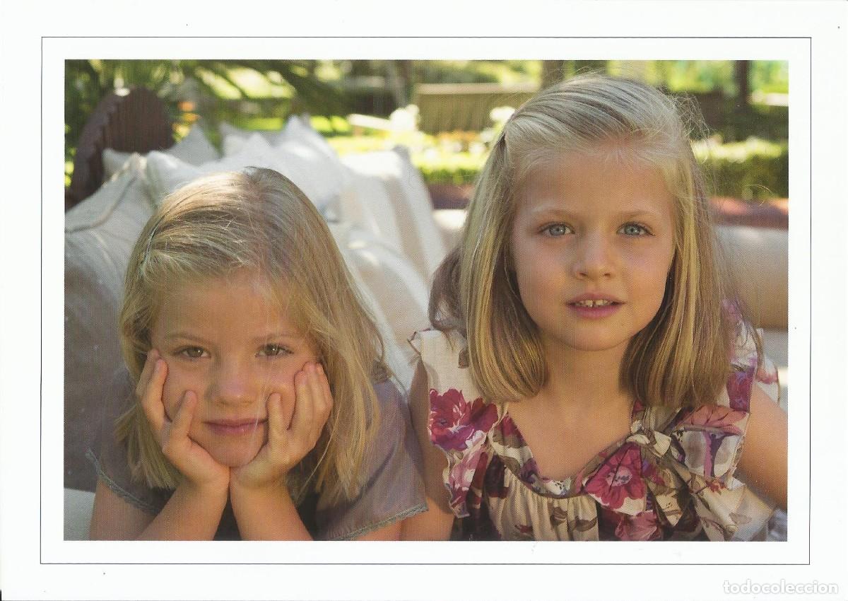 Fotograf&iacute;a antigua: Sof&iacute;a y Leonor. Familia Real Espa&ntilde;ola. 2013. Fotograf&iacute;a y felicitaci&oacute;n Navidad y A&ntilde;o Nuevo. D&iacute;ptico.