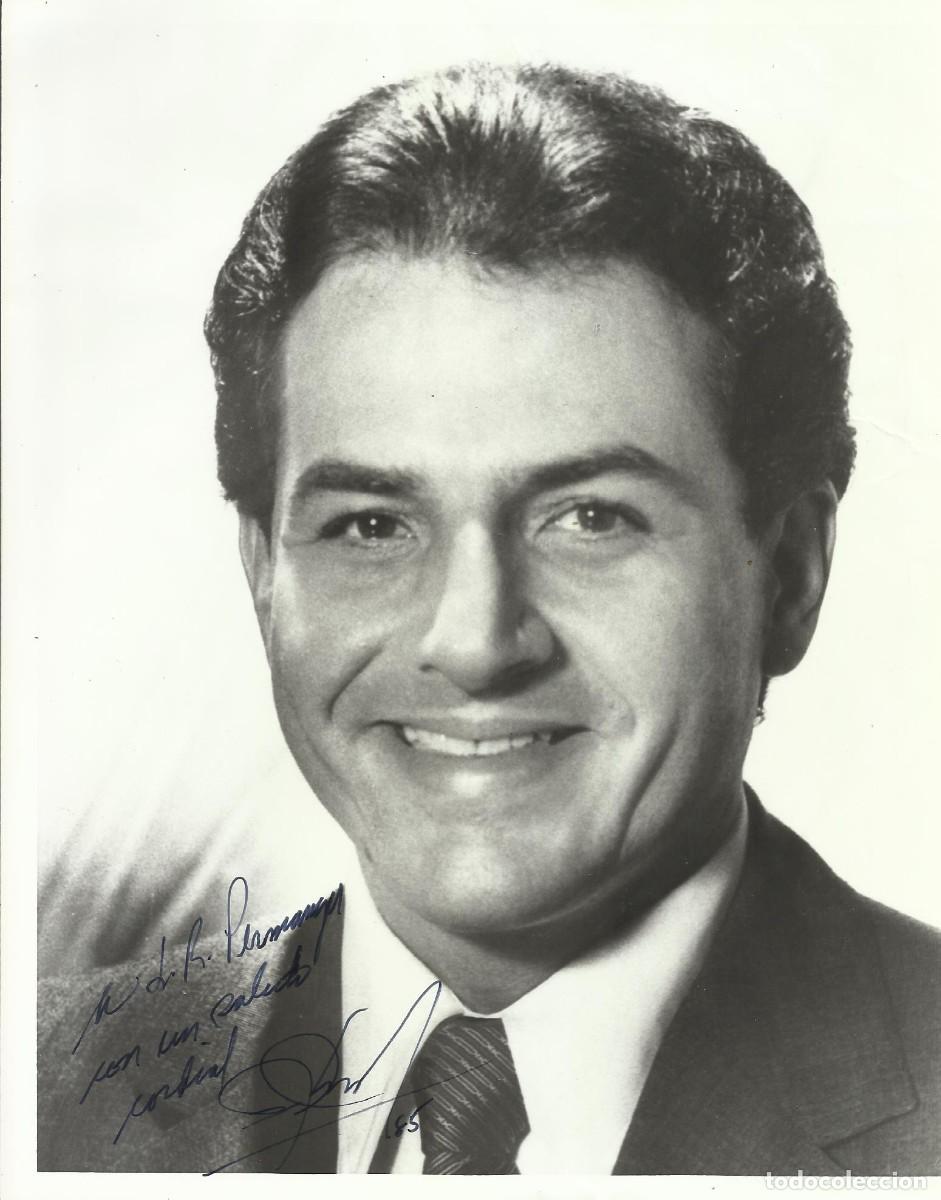 Fotograf&iacute;a antigua: Rafael Hern&aacute;ndez Col&oacute;n. Gobernador Puerto Rico. Fotograf&iacute;a firmada y dedicada. 1985. 25,5x20,5 cm.