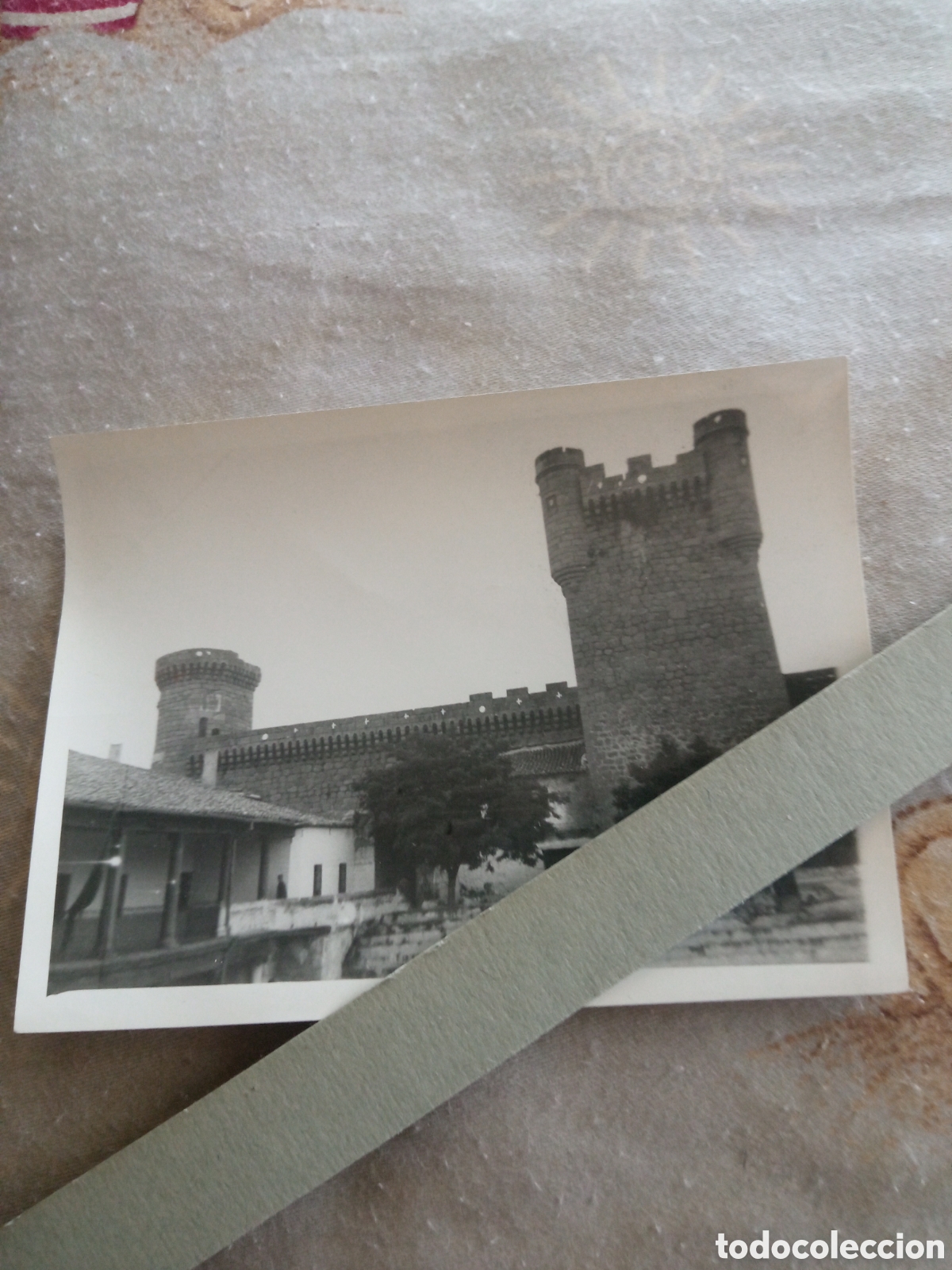 Fotograf&iacute;a antigua: Antigua fotograf&iacute;a, Parador de Oropesa (Toledo) 1952, mide 98x72 mm