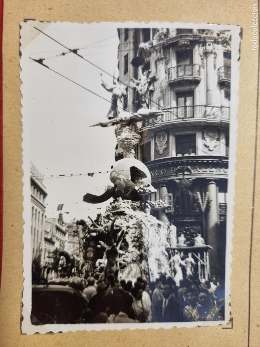 Fotograf&iacute;a antigua: ANTIGUA FOTO FOTOGRAFIA FALLA DE VALENCIA 1955 CALLE BARCAS PINTOR SOROLLA ORIGINAL KF1