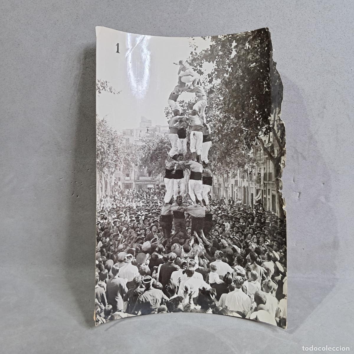 Antique Photography: Antigua fotograf&iacute;a de Hermenegild Vallv&eacute;. 4 de 7 Xiquets de Tarragona, Pl de la Font. A&ntilde;os 20-30