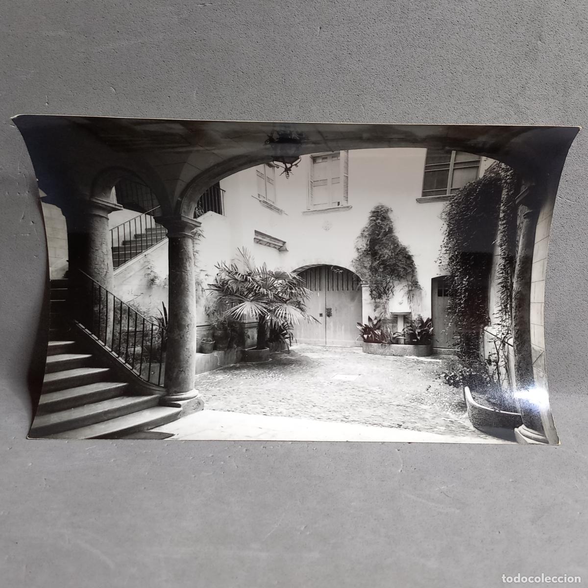 Fotograf&iacute;a antigua: Antigua fotograf&iacute;a Hermenegild Vallv&eacute;. Tarragona, Patio interior de la Casa Elias. A&ntilde;os 20-30
