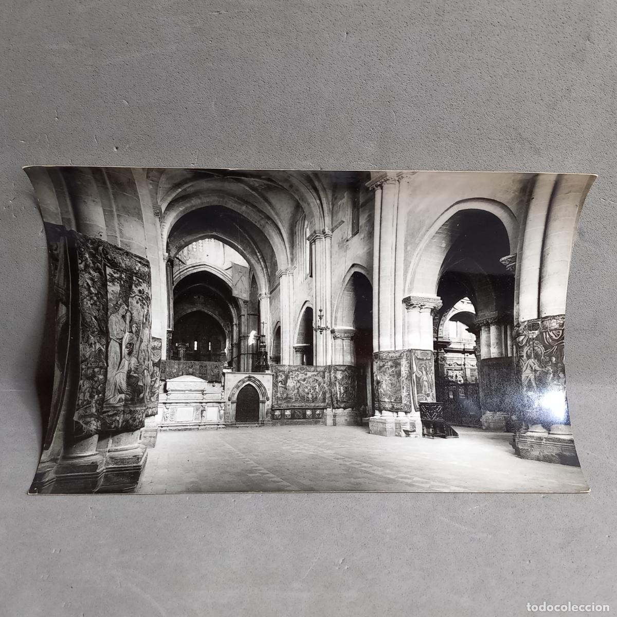 Fotograf&iacute;a antigua: Antigua fotograf&iacute;a Hermenegild Vallv&eacute;. Interior de la Catedral de Tarragona. A&ntilde;os 20-30