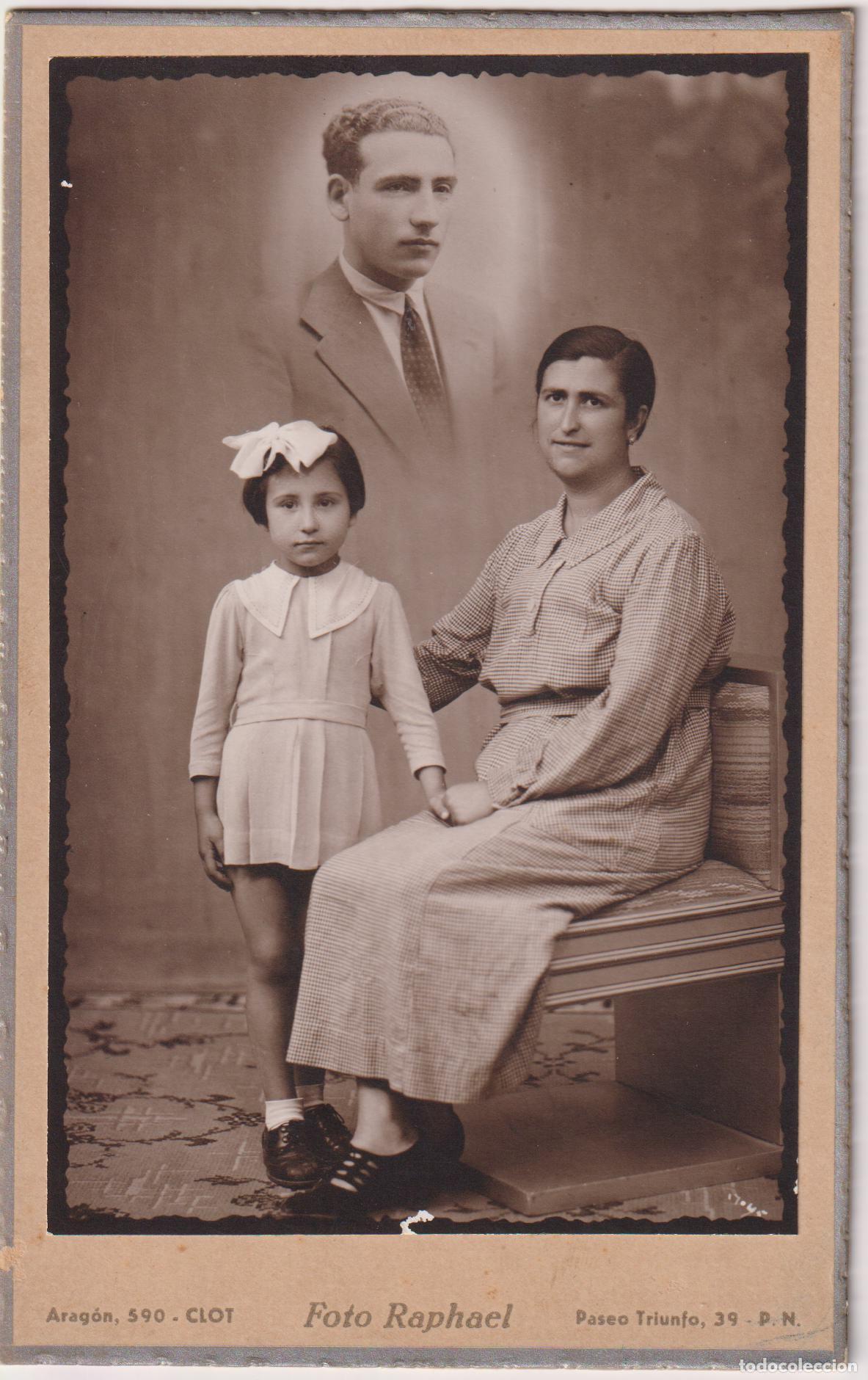 Fotograf&iacute;a antigua: ANTIGUA FOTOGRAFIA DE ESTUDIO - RECUERDO FAMILIAR - FOTO RAPHAEL BARCELONA