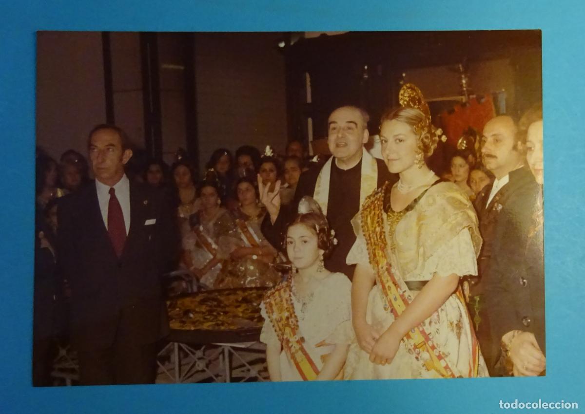 Fotograf&iacute;a antigua: FOTOGRAF&Iacute;A FALLERA MAYOR Y FALLERA MAYOR INFANTIL DE VALENCIA. FALLAS 1974