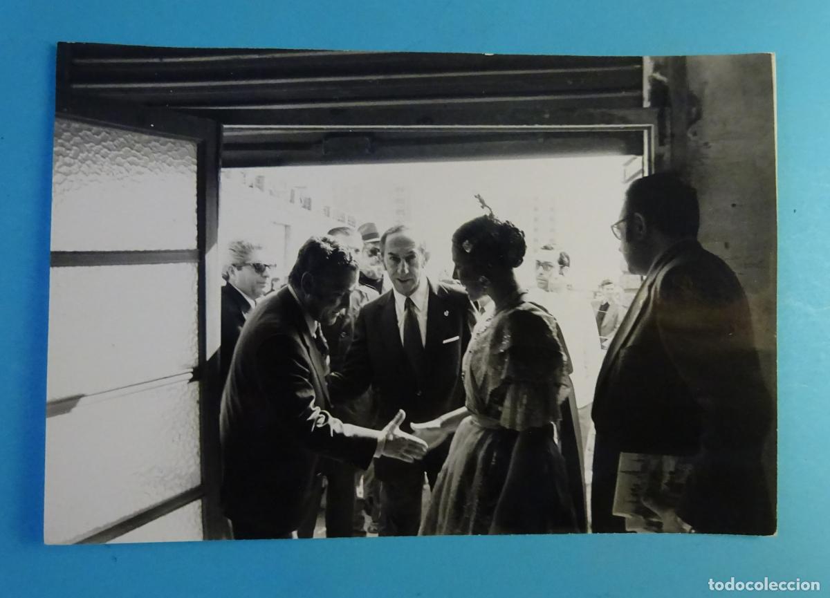 Fotograf&iacute;a antigua: FOTOGRAF&Iacute;A FALLERA MAYOR DE VALENCIA. FALLAS 1974. FOT&Oacute;GRAFO F. P&Eacute;REZ APARISI