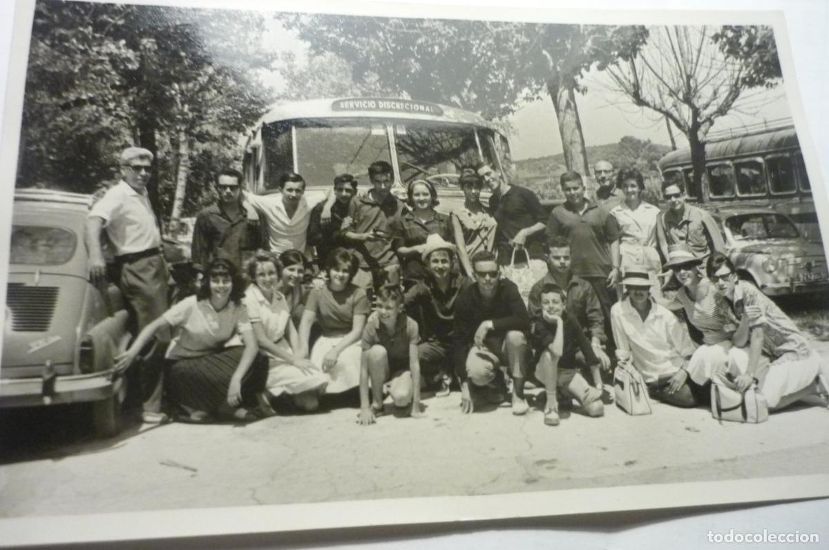Fotograf&iacute;a antigua: foto tama&ntilde;o postal grupo excursionistas, entidad recreativa ? -fotos capella -badalona cm