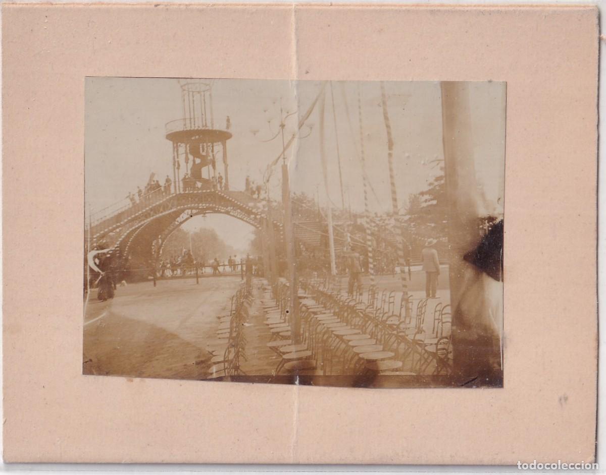 Fotograf&iacute;a antigua: Fotograf&iacute;a Pasarela en Sevilla 1897. No figura fot&oacute;grafo.