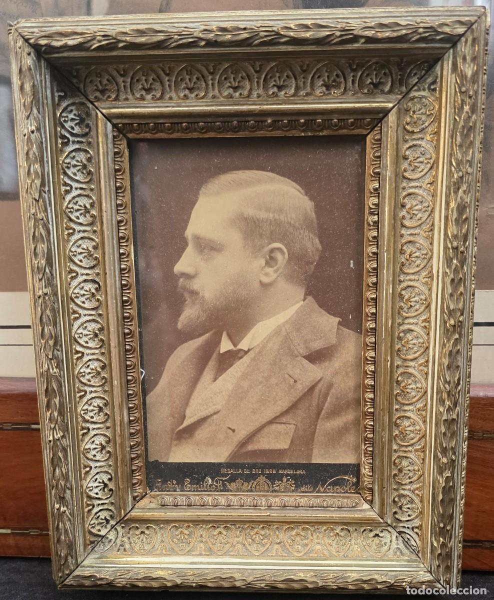 Fotograf&iacute;a antigua: Antiguo Retrato Fotogr&aacute;fico Masculino en Marco Original Dorado &ndash; Estudio Emilio de N&aacute;poles
