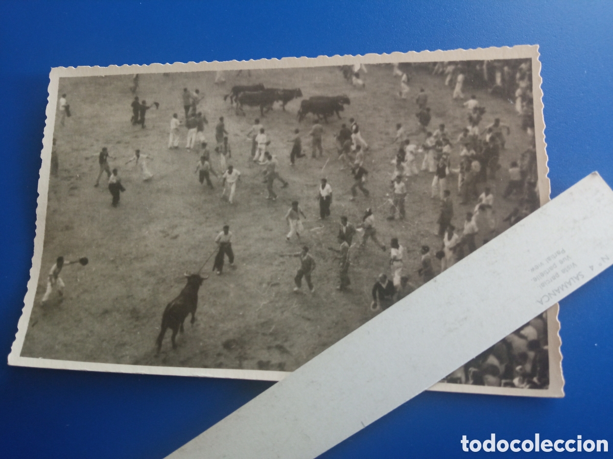 Fotograf&iacute;a antigua: Antigua fotograf&iacute;a J. GALLE, Encierros en Pamplona, mide 13,3x8,3 cm