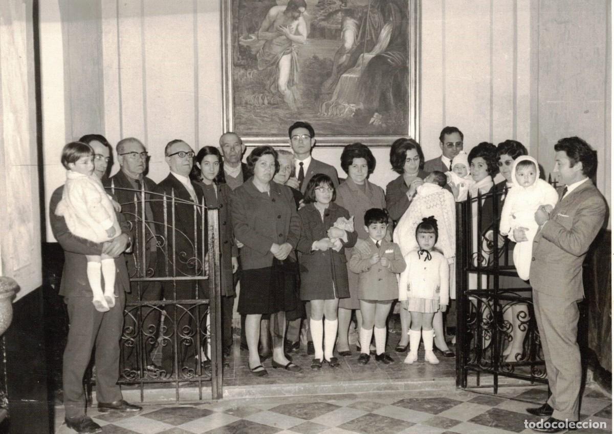 Fotograf&iacute;a antigua: :::: PA158 - FOTOGRAFIA - GRUPO FAMILIAR EN UN BAUTIZO