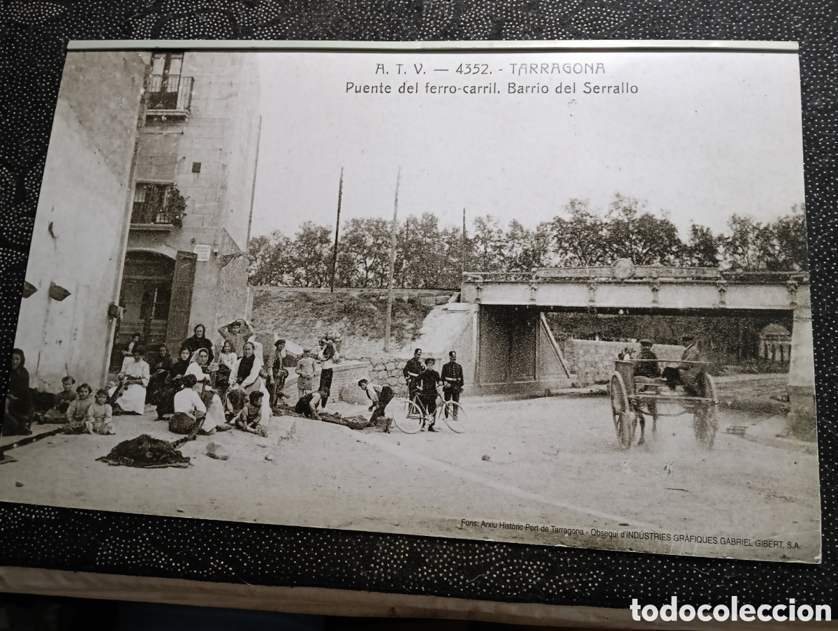Fotograf&iacute;a antigua: Fotograf&iacute;a hist&oacute;rica, muestra el Puente del Ferrocarril en el Barrio del Serrallo, en Tarragona sigl