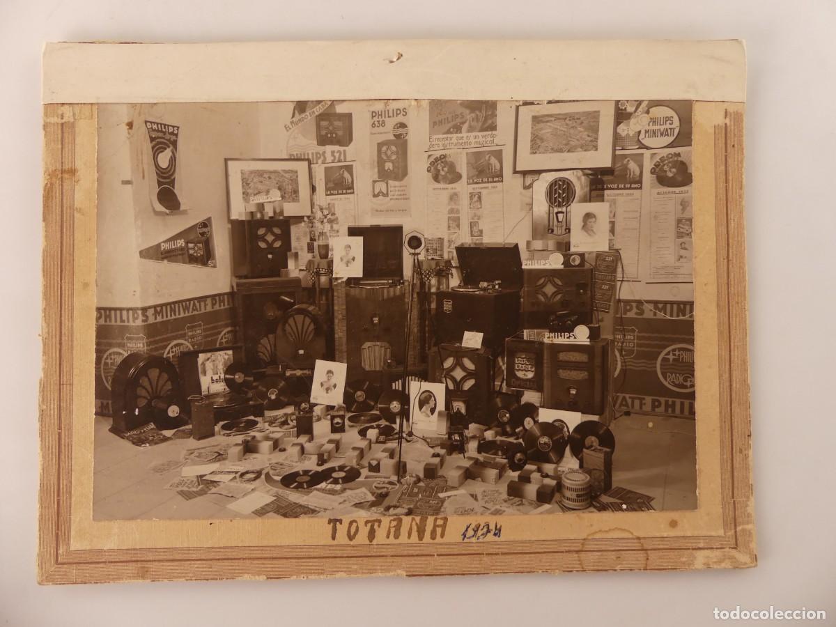 Alte Fotografie: ANTIGUA FOTO FOTOGRAFIA DE BLANCO Y NEGRO DISTRIBUIDOR DE PHILIPS