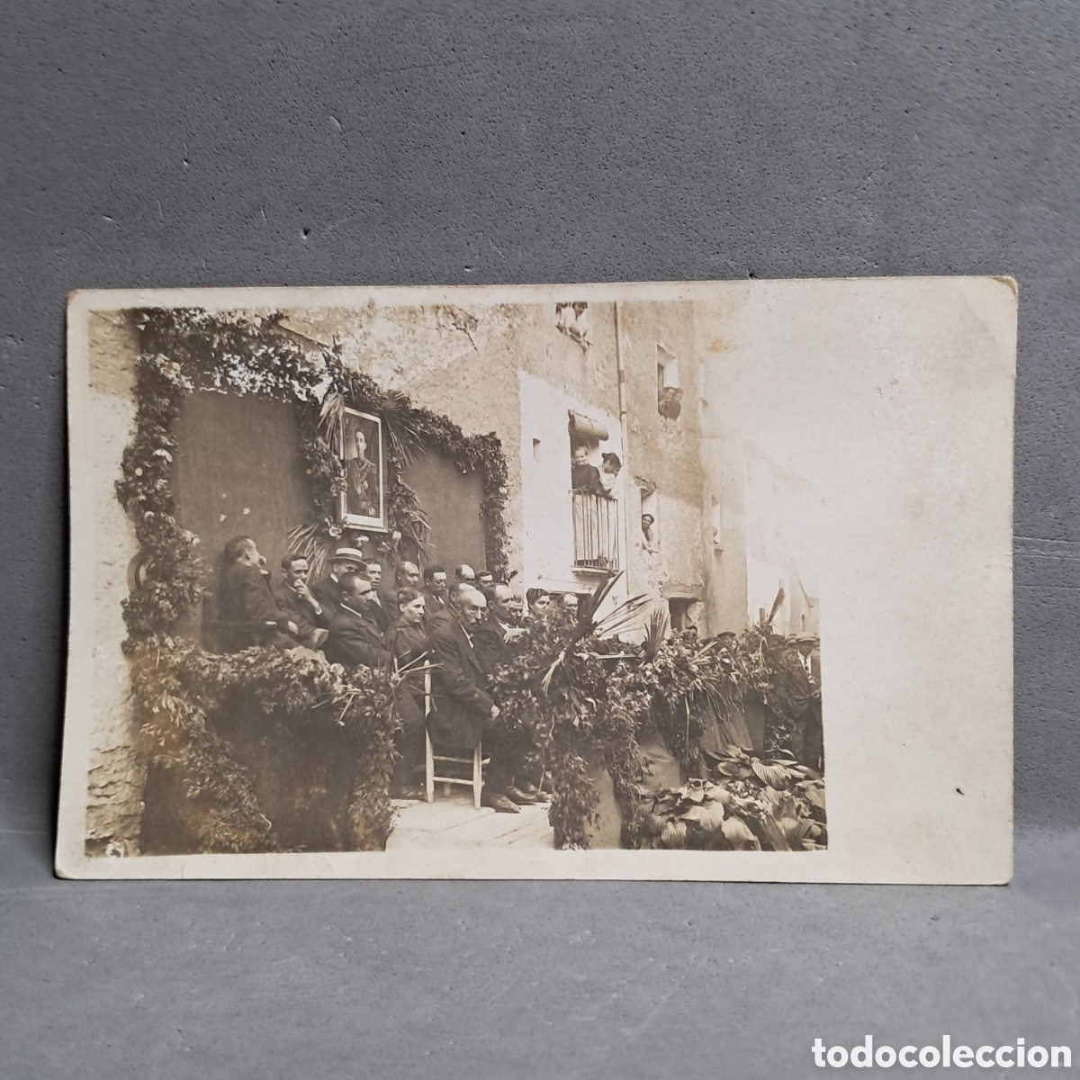 Fotograf&iacute;a antigua: Antigua fotograf&iacute;a, Fiesta de la libreta escolar de ahorro, Puigpelat (Tarragona) a&ntilde;o 1920