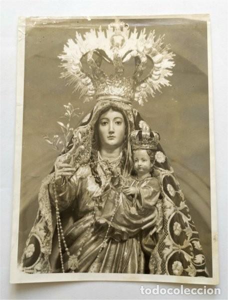 Fotograf&iacute;a antigua: Fotograf&iacute;a de Nuestra Se&ntilde;ora de la Oliva. Patrona de Vejer de la Frontera (C&aacute;diz)