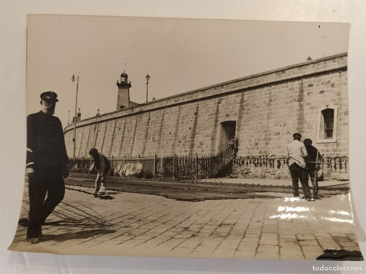 Fotografia antiga: BARCELONA - PUERTO - PESCADORES - FOTOGRAFIA ANTIGUA DE PRENSA O EDITORIAL - 44