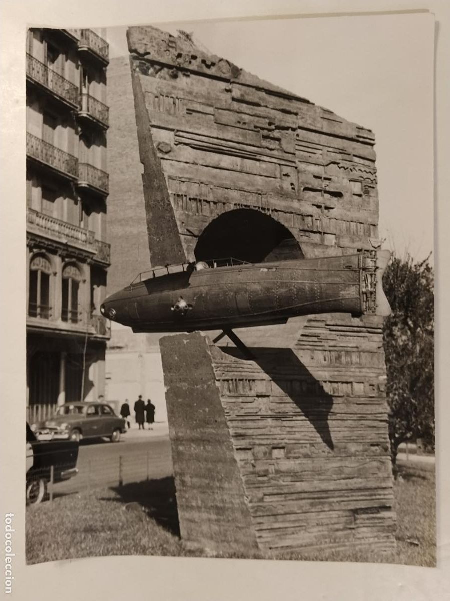 Fotograf&iacute;a antigua: BARCELONA - MONUMENTO MONTURIOL - FOTO RUIZ MANENT - FOTOGRAFIA ANTIGUA DE PRENSA O EDITORIAL - 61